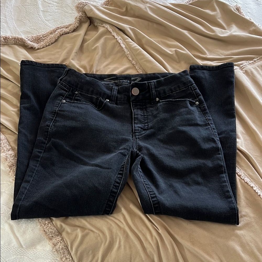 Seven7 Black Skinny Jeans — Classic Stretch Fit size 8 high rise